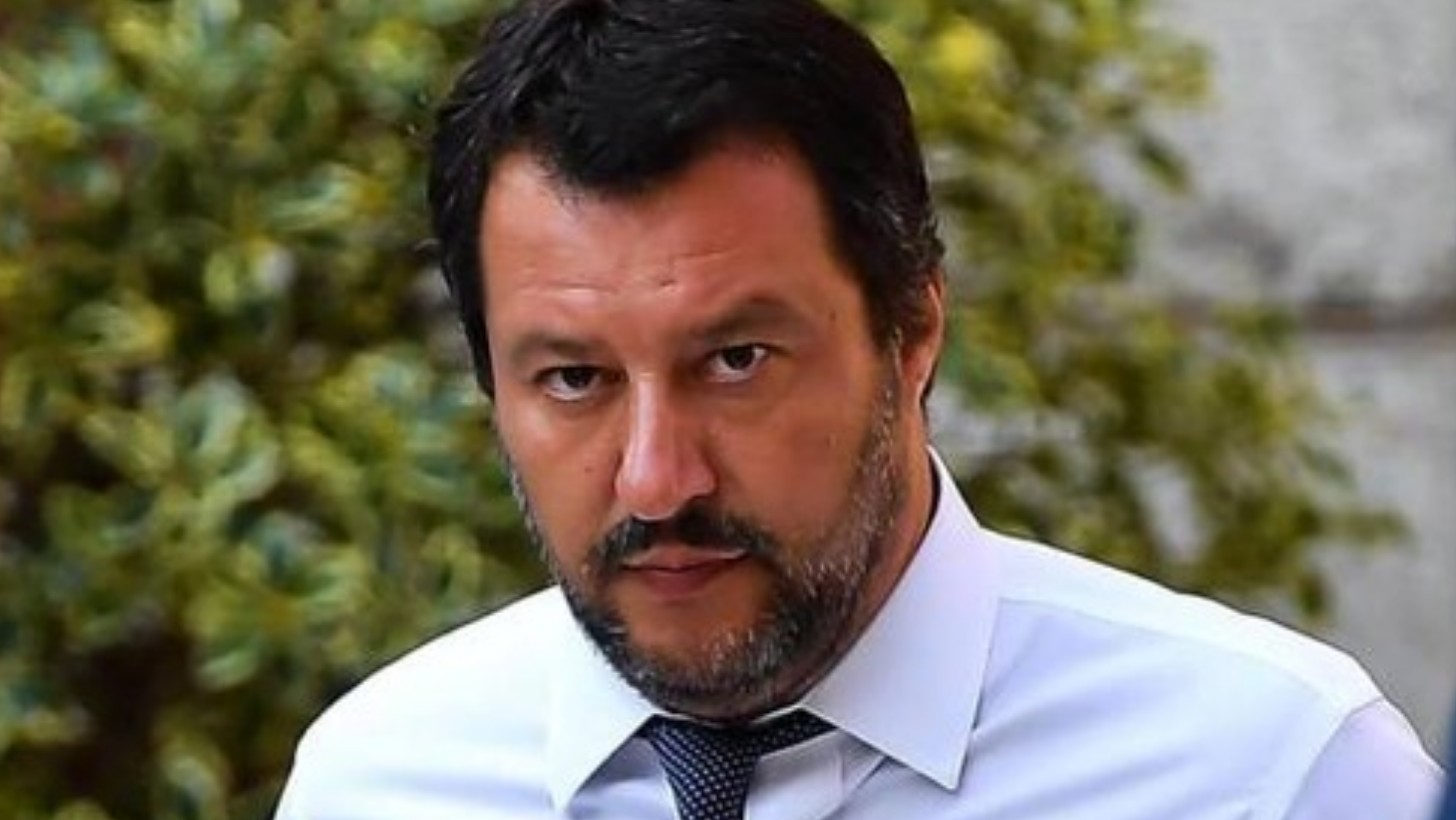 Matteo Salvini a Quarta Repubblica tra il decreto-ponte, gli immigrati e il mercato del lavoro