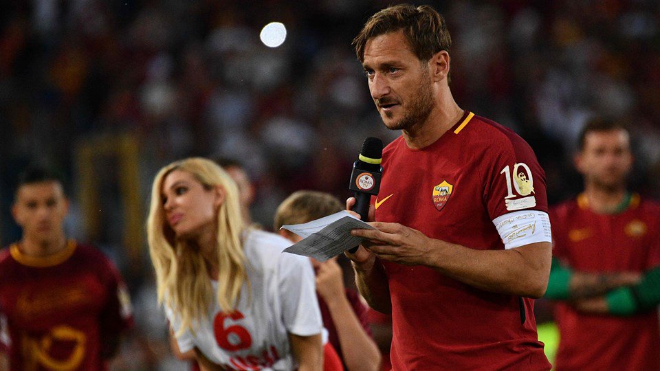 Francesco Totti intervista:"Voglio avere 5 figli da Ilary Blasi"