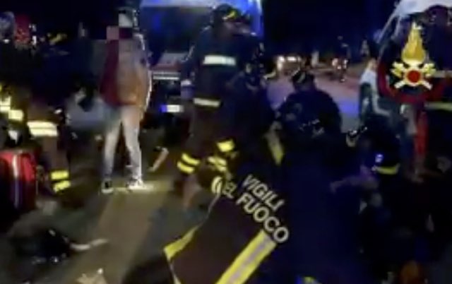 6 morti al concerto di Sfera Ebbasta in discoteca chi sono e cos'è successo?