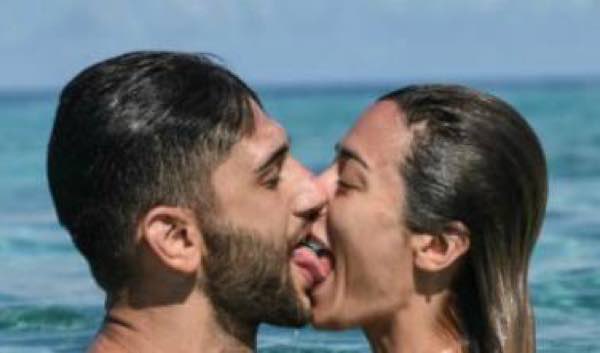 Jeremias e Soleil all'isola dei famosi hanno fatto sesso, parola di Ariadna
