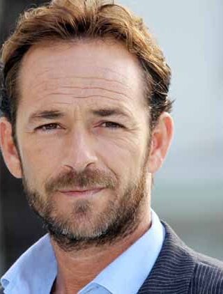 Luke Perry funerali è stato cremato ecco dove sono state sparse le ceneri