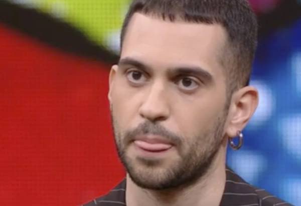 Mahmood denuncia in Tv commenti razzisti nei suoi confronti