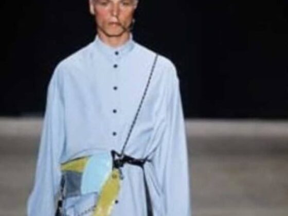 Giovane modello muore in passerella improvvisamente è successo in Brasile