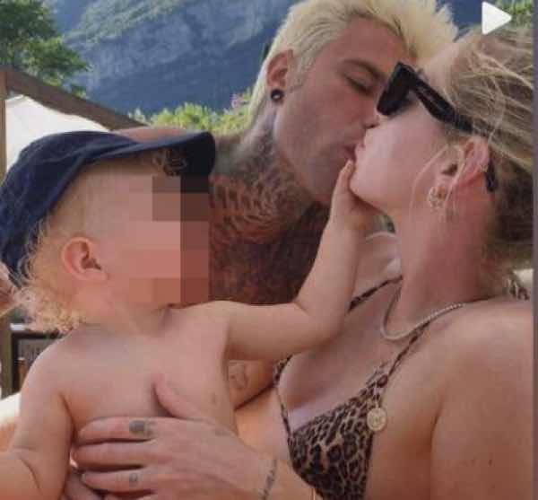 Quanto hanno speso Chiara Ferragni e Fedez a notte nella villa di Como?