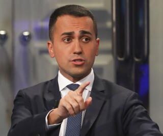 Di Maio si arrabbia con il PD:"O i nostri 20 punti o voi interessano solo le poltrone"