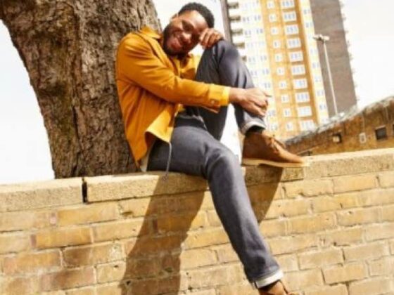 Clarks scarpe ai piedi dell'uomo moderno per l'autunno 2019