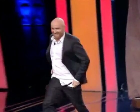 Rudy Zerbi è gay o fa finta? Eccolo con gli spogliarellisti a Tu Si Que Vales