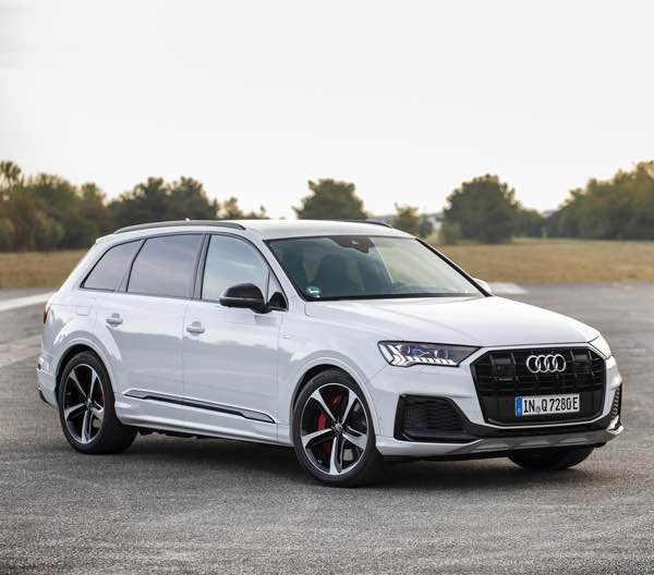 Audi Q7 TFSI e quattro: sino a 456 CV ed efficienza al top per il SUV plug-in dei quattro anelli