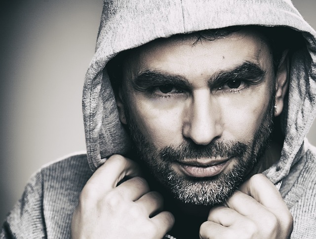 Acquistare alta moda online? Scopri MODES di Leonardo Carpinteri