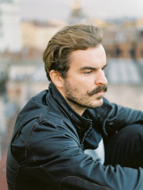 Calvizie uomo come rafforzare i capelli e vivere sereni