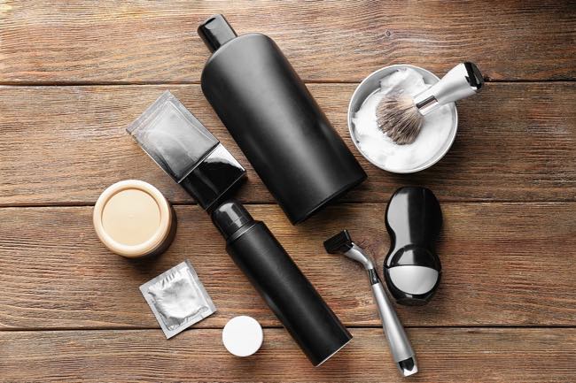 Cura la pelle del viso con il dopobarba giusto