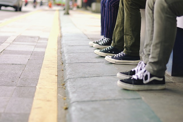 Evergreen della moda: scopri la praticità e l'eleganza delle sneakers