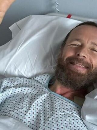 Jovanotti in ospedale brutta operazione durata 8 ore fan in trepidazione