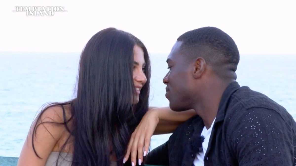 Alfred Temptation altezza, peso, età e falò di confronto con Anna