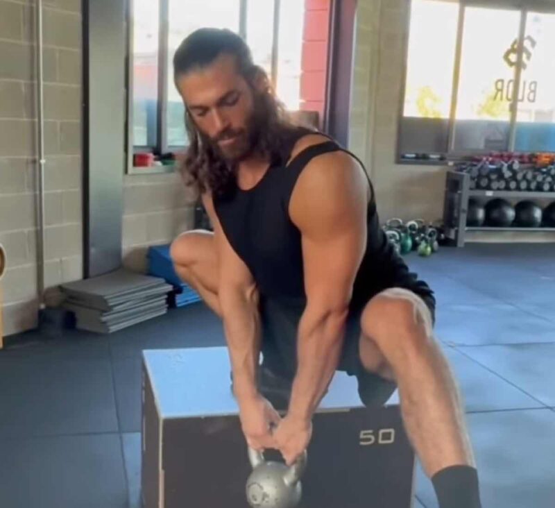 Vuoi un corpo come Can Yaman? I 5 passi fondamentali per raggiungere il tuo obiettivo